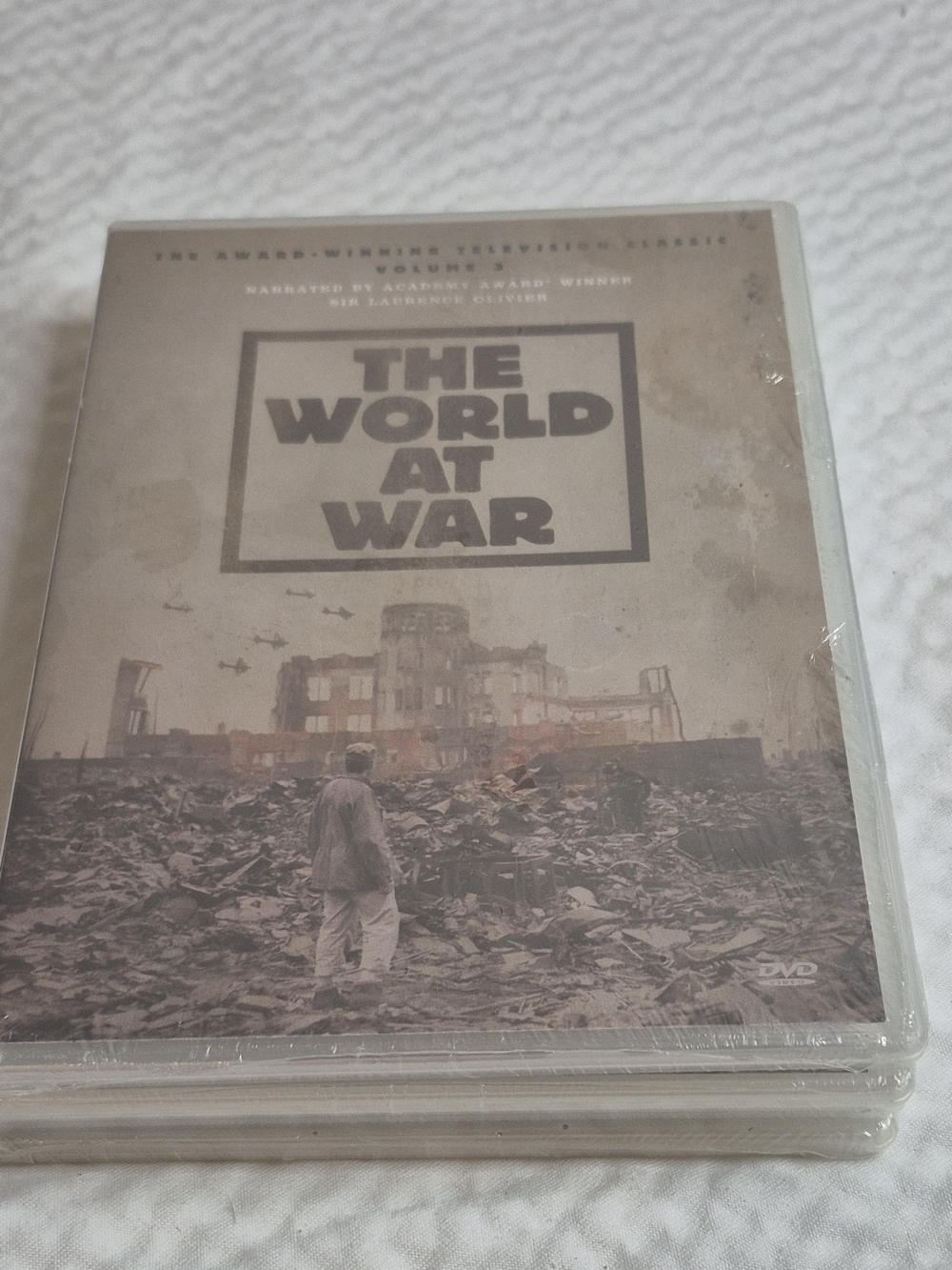 A&E The World at War Volume 8 DVD Documentary NR Laurence Olivier 2004 199m